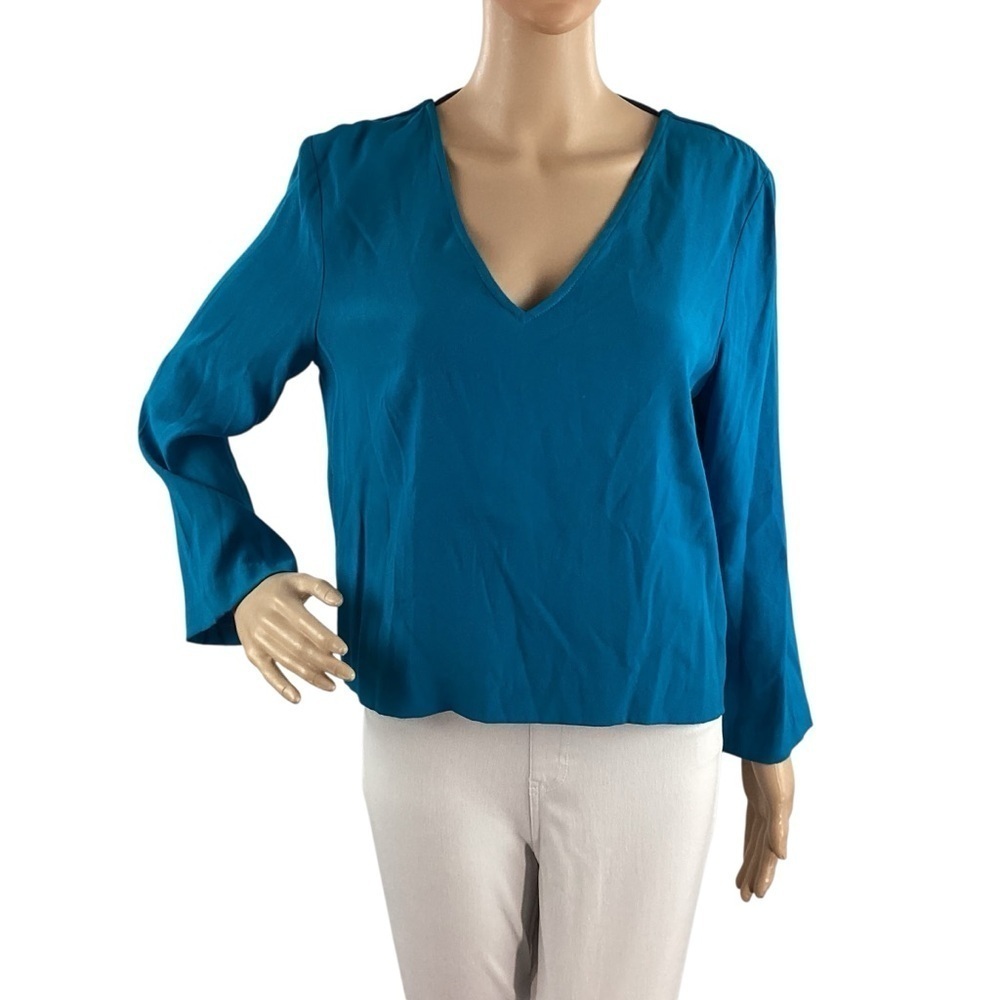 Artelier Nicole Miller Blue Open Back Long Sleeve Blouse Size M